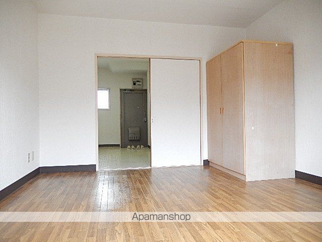 ミーテルーチェ坪井の内装写真