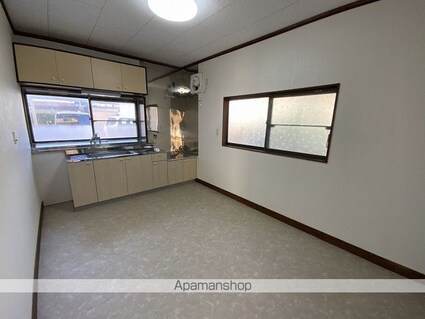 田中住宅[6DK/98.03m2]のキッチン