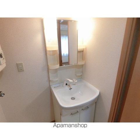 グローバル川沿の内装写真