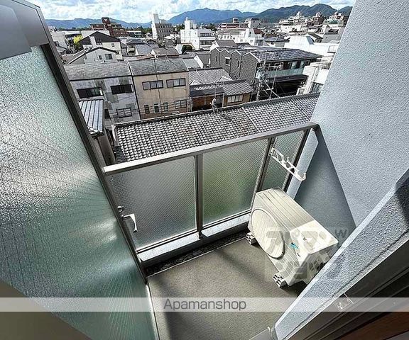 フォース二条城東の内装写真