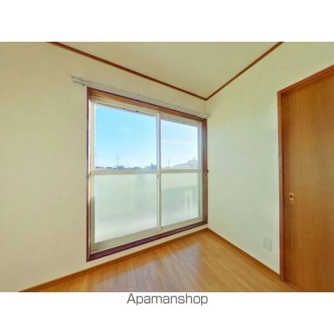 SURPLUSTWO河井の内装写真
