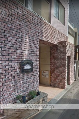 クレスト呉服町の玄関写真