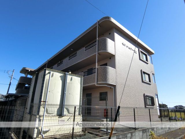 センチュリー21の外観写真