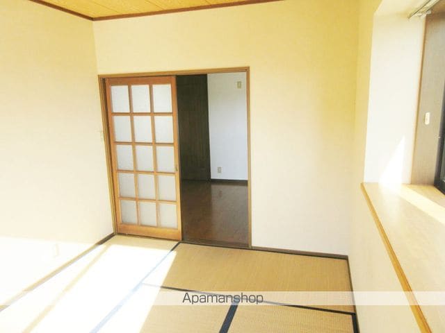 ルーミー赤坂台1号館の内装写真