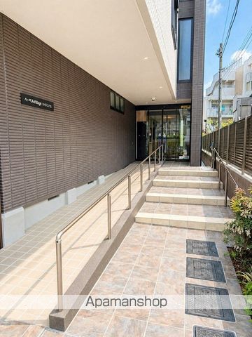 シニア限定 ヘーベルVillage西国分寺キルシュブリューテIの玄関写真
