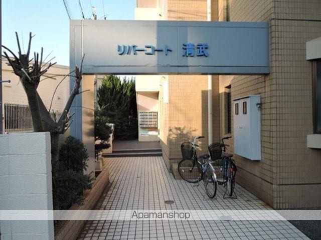 リバーコート清武の玄関写真