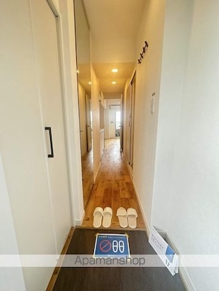 ＨＦ駒沢公園レジデンスＴＯＷＥＲ[1K/25.05m2]の玄関