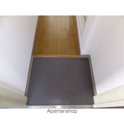 インディビレッジ[1R/16.25m2]の玄関