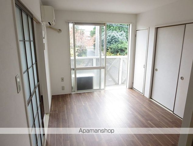 ヴィラージュ三室Bの内装写真