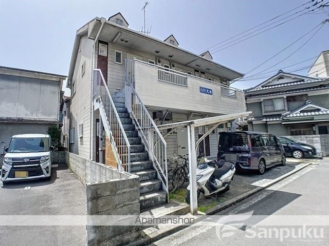 ハイツ大本の外観写真