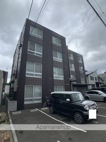 イーシティ山鼻の外観写真