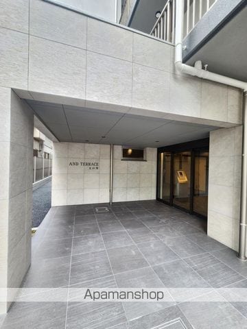 AND TERRACE 文の里の玄関写真