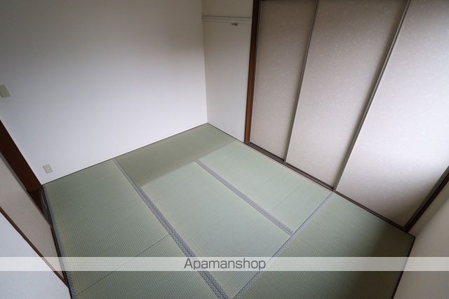 アイリス正道F棟の内装写真