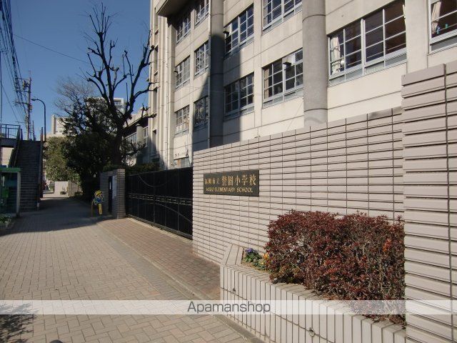 サヴォイ オーサーズ プレイスの周辺写真