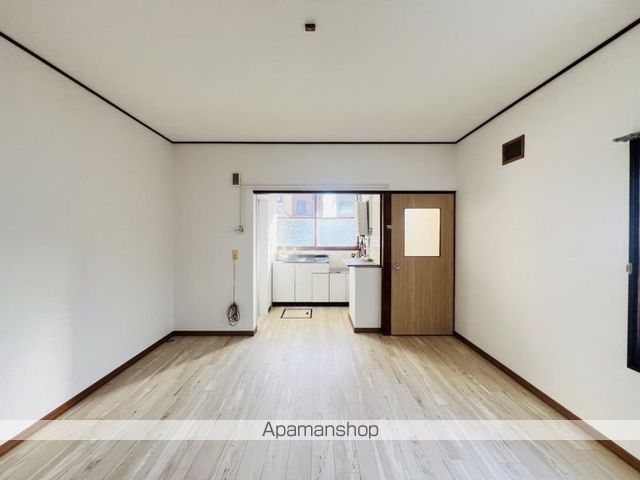 第二松葉マンションの内装写真