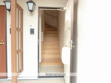 ミリオンベル[2LDK/57.26m2]の玄関