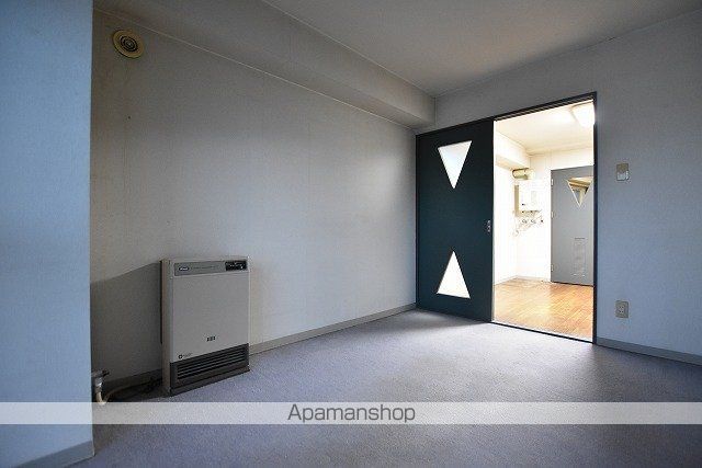 フロンティア2911の内装写真