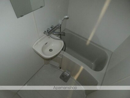 レオパレス五条[1K/23.71m2]のバス