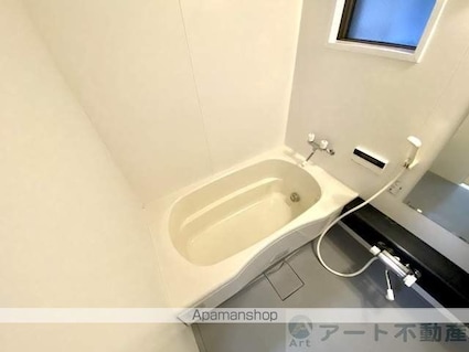 レベウェル三愛[3LDK/75.98m2]のバス