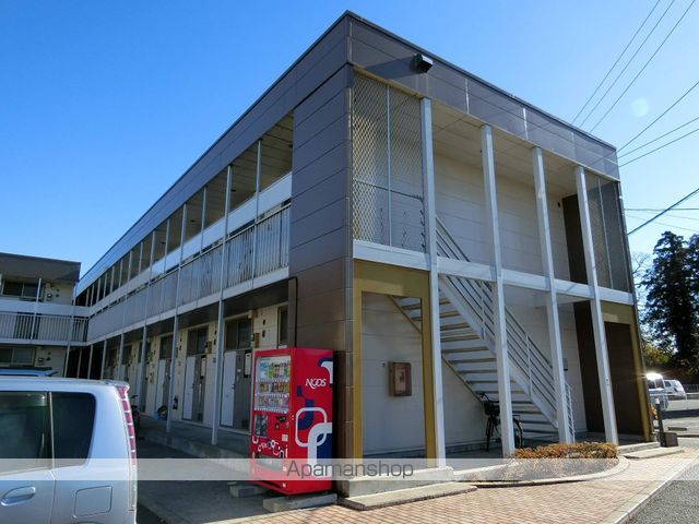 レオパレスクレストAの外観写真