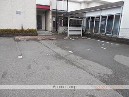 レオパレスＢＵＮＲＯＫＵ[1K/23.18m2]の駐車場