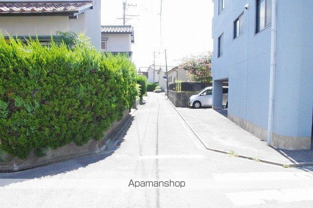 八幡マンションの周辺写真