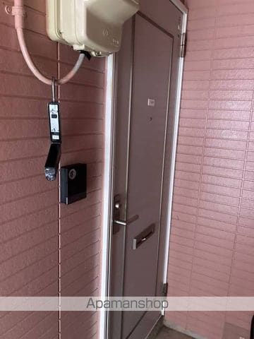 ワインシェル寺尾の玄関写真