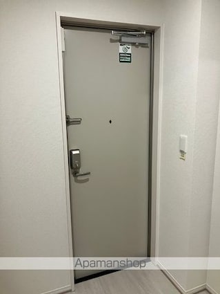 Ｄーｒｅｓｅｎａ旭通り[2LDK/56.22m2]の玄関