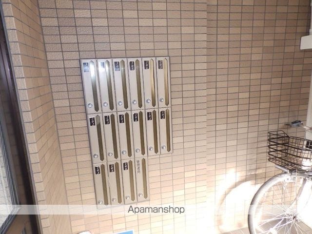 セントラルハイツ内山の玄関写真