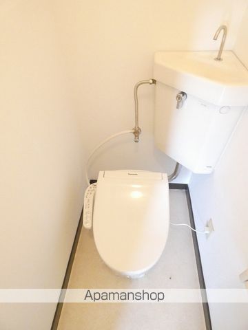 クィーンズコート鴨江の内装写真