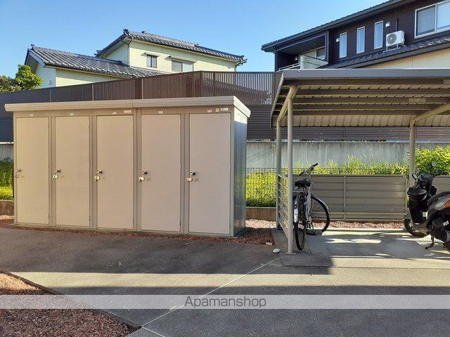 富山地鉄本線 経田駅 徒歩9分 2階建 築14年の内装写真