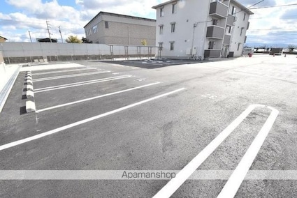 ロータスⅡ　Ｂ棟[1LDK/43.41m2]の駐車場