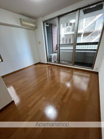 ISMNAKANOSHIMARESIDENCEの内装写真