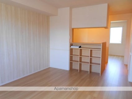 リヴェールパレス　Ａ棟[1LDK/47.12m2]のリビング・居間