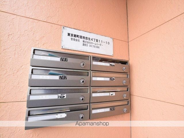 SAKURAレジデンスの玄関写真