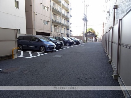 ＳーＦＯＲＴ榴岡公園[1K/28.02m2]の駐車場