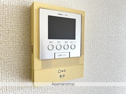 ファミーユ　Ａ[2LDK/59.6m2]のセキュリティ