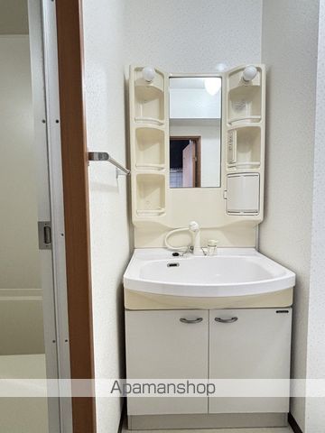 NEWCENTURYの内装写真