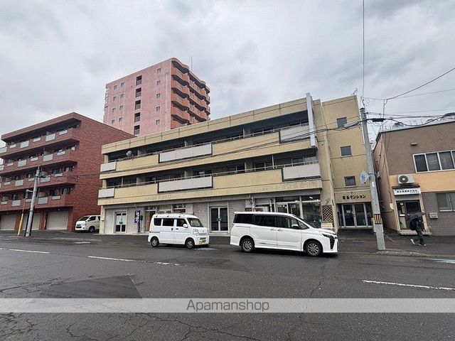 アポロビルの外観写真