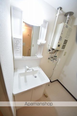 ロイヤルハイツ23の内装写真