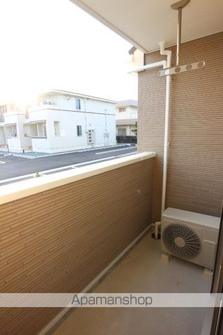 フローラ IIの内装写真