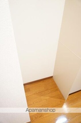 ティアラ三軒茶屋[1K/26.77m2]のリビング・居間6