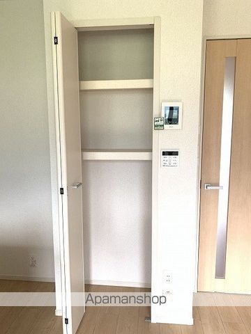フレミール ヴァン Dの内装写真