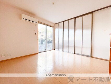 カーサ城北　Ａ棟[2LDK/52.56m2]の内装1