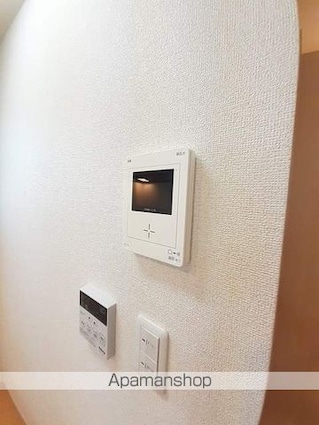 レトワール・ノバ[1R/32.94m2]の玄関
