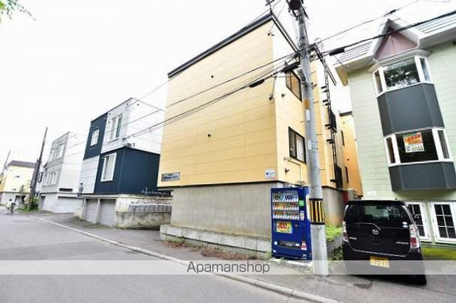 ヴィラージュ空港通の外観写真