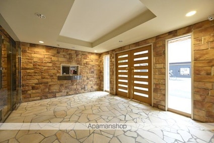 東京都新宿区中落合３丁目[1K/21m2]のエントランス1