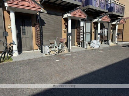 ピースポーター[2LDK/59.62m2]のエントランス1