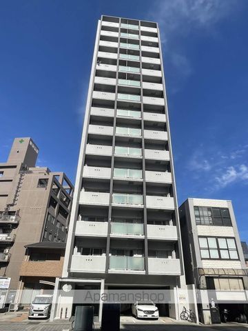 グラビスコート広島駅前通りの外観写真