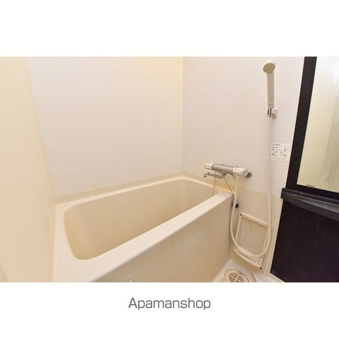 SEST 新大阪の内装写真